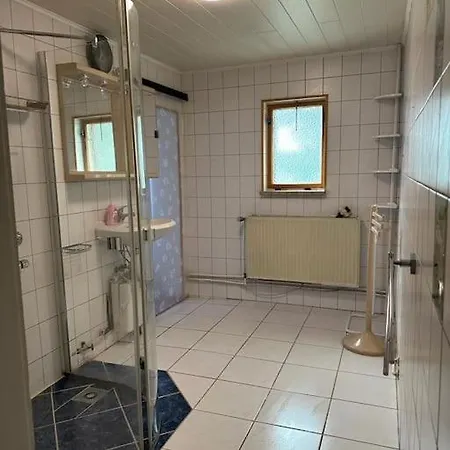 Haus Im Gruenen 1.700m Grundstueck Holiday home Chemnitz